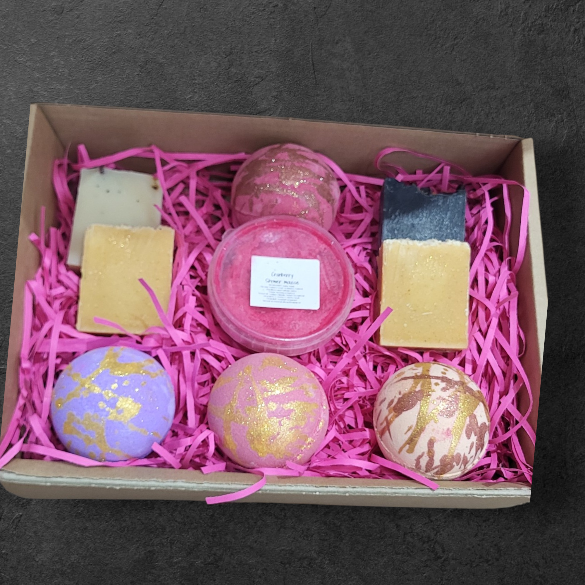 LUXURY GIFT BOX £40
