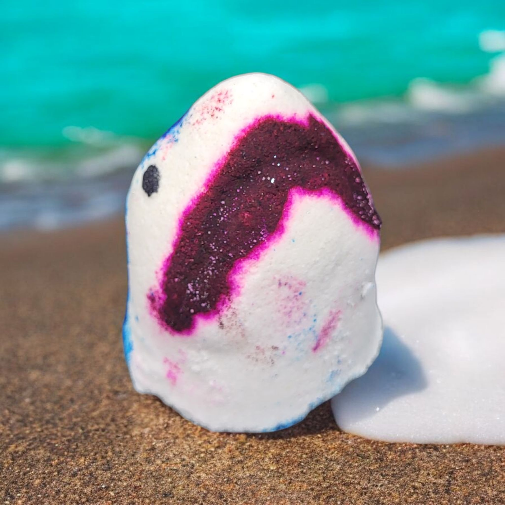 1000036441 SHARK ATTACK BATH BOMB